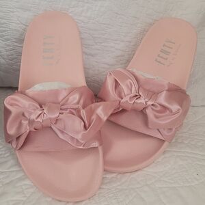 New! Fenty x Puma Silver Pink Satin Bow Slide Sandals, Size 7.5